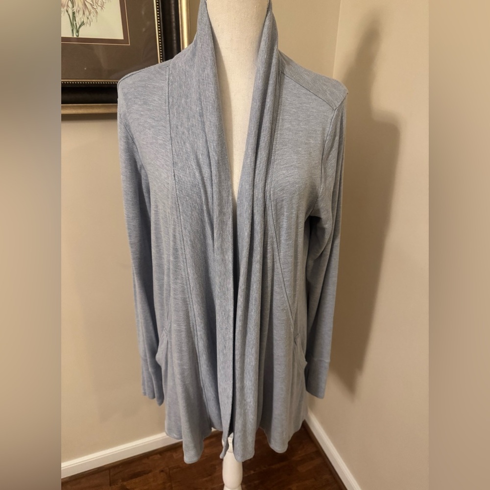 Athleta Pranayama Wrap/Cardigan. Size Large. Color is a heathered blue. Comfy!